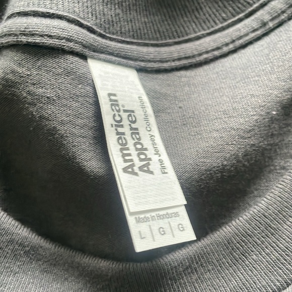 2 plain gray tshirts - Picture 2 of 2